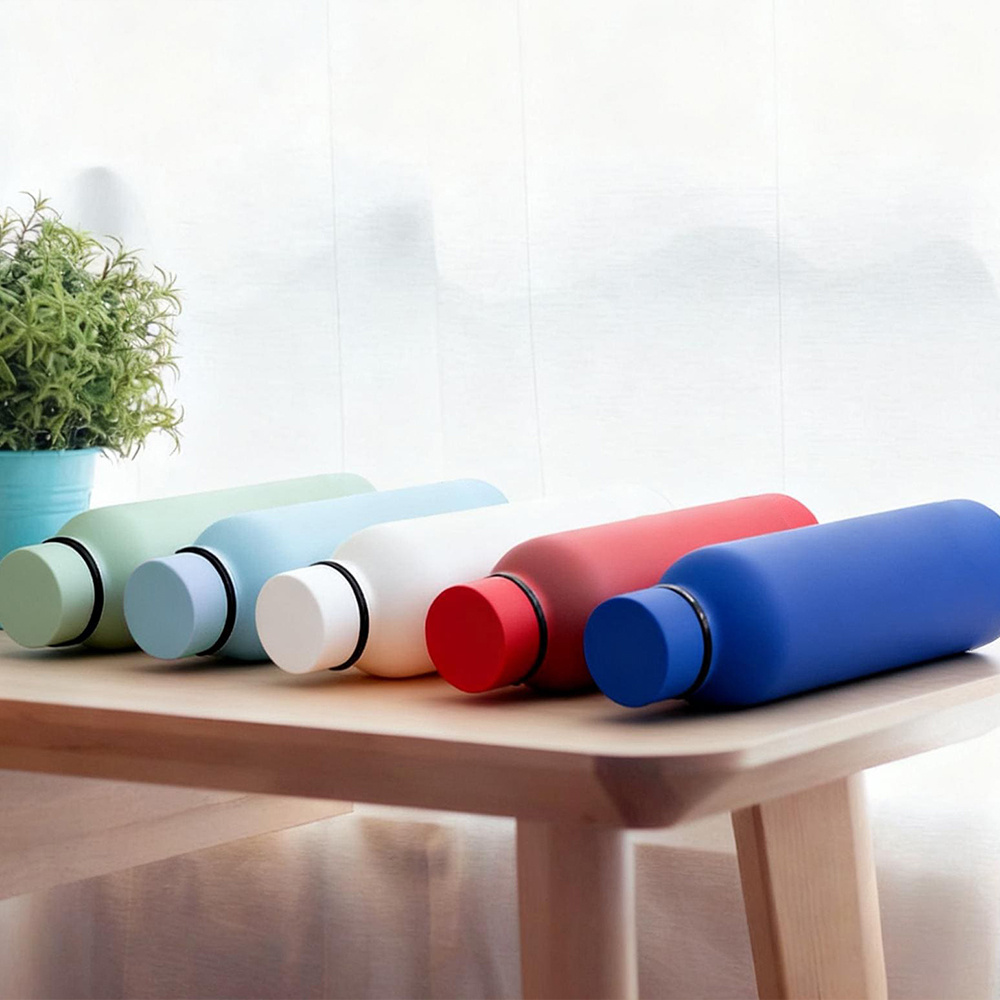 カスタムネーム入り小型サーモカップ、屋外用ステンレスボトル、 - Name Sports Equipment のレビューと価格