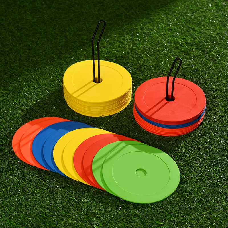 フラットコーンマーカーディスクサッカー、バスケットボールサッ - Football Training Cone のレビューと価格