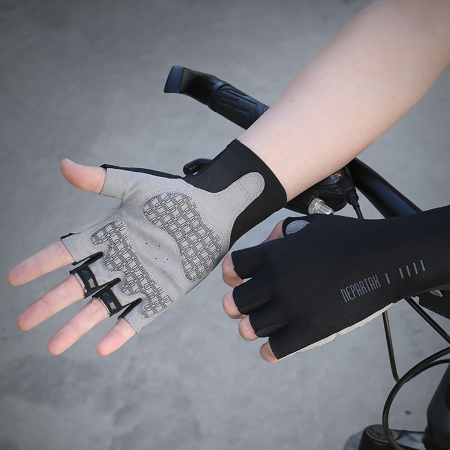 新しいチームサイクリング手袋ハーフフィンガー屋外ロードバイク - Name Sports Equipment のレビューと価格